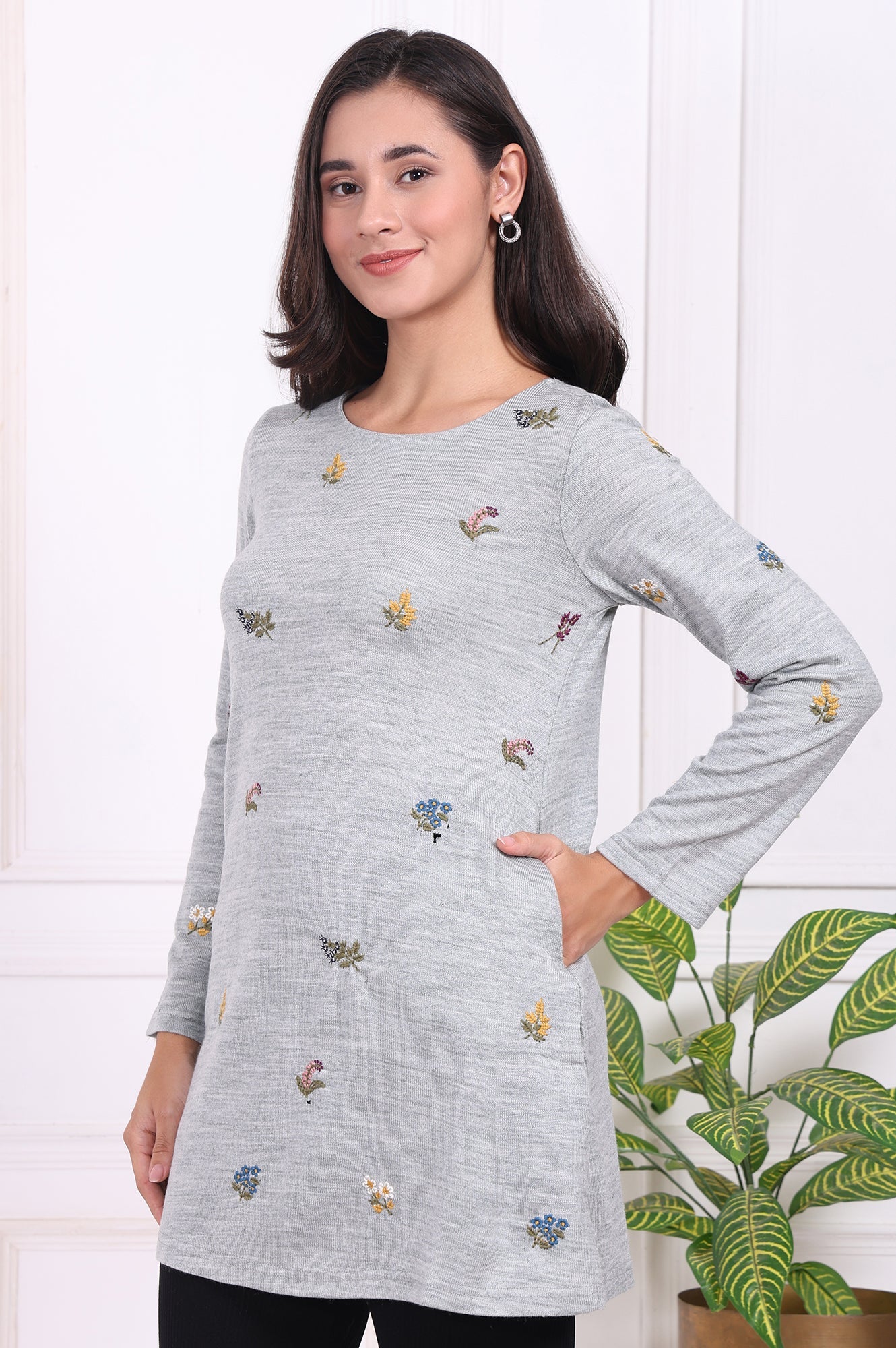 https://cdn.shopify.com/s/files/1/0776/0419/2550/files/W31434-223875_4.jpg?v=1764652186
