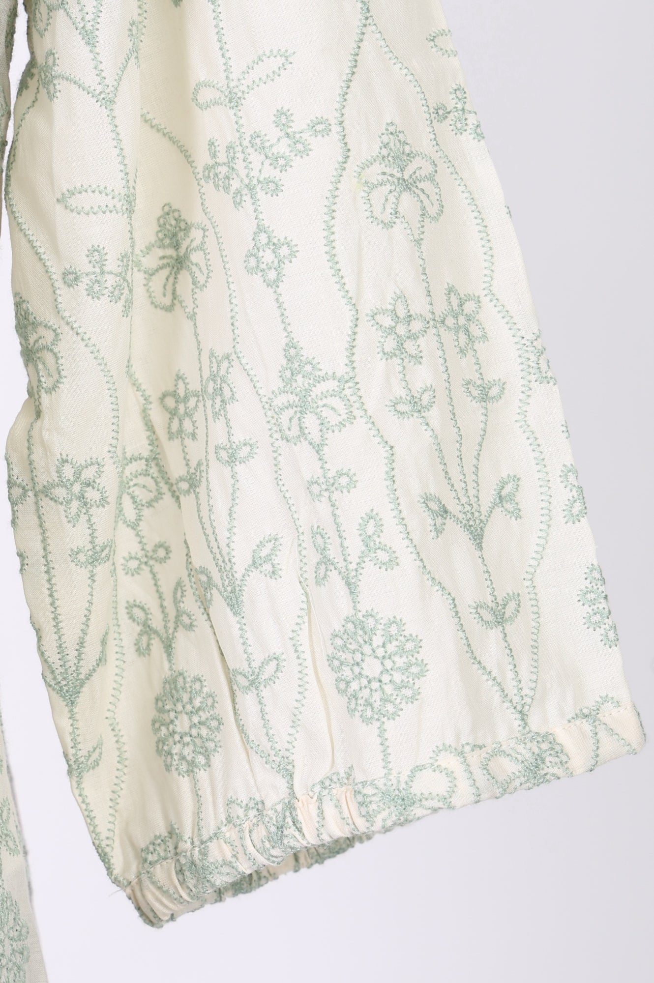 https://cdn.shopify.com/s/files/1/0776/0419/2550/files/W31459-401239_7.jpg?v=1773656670