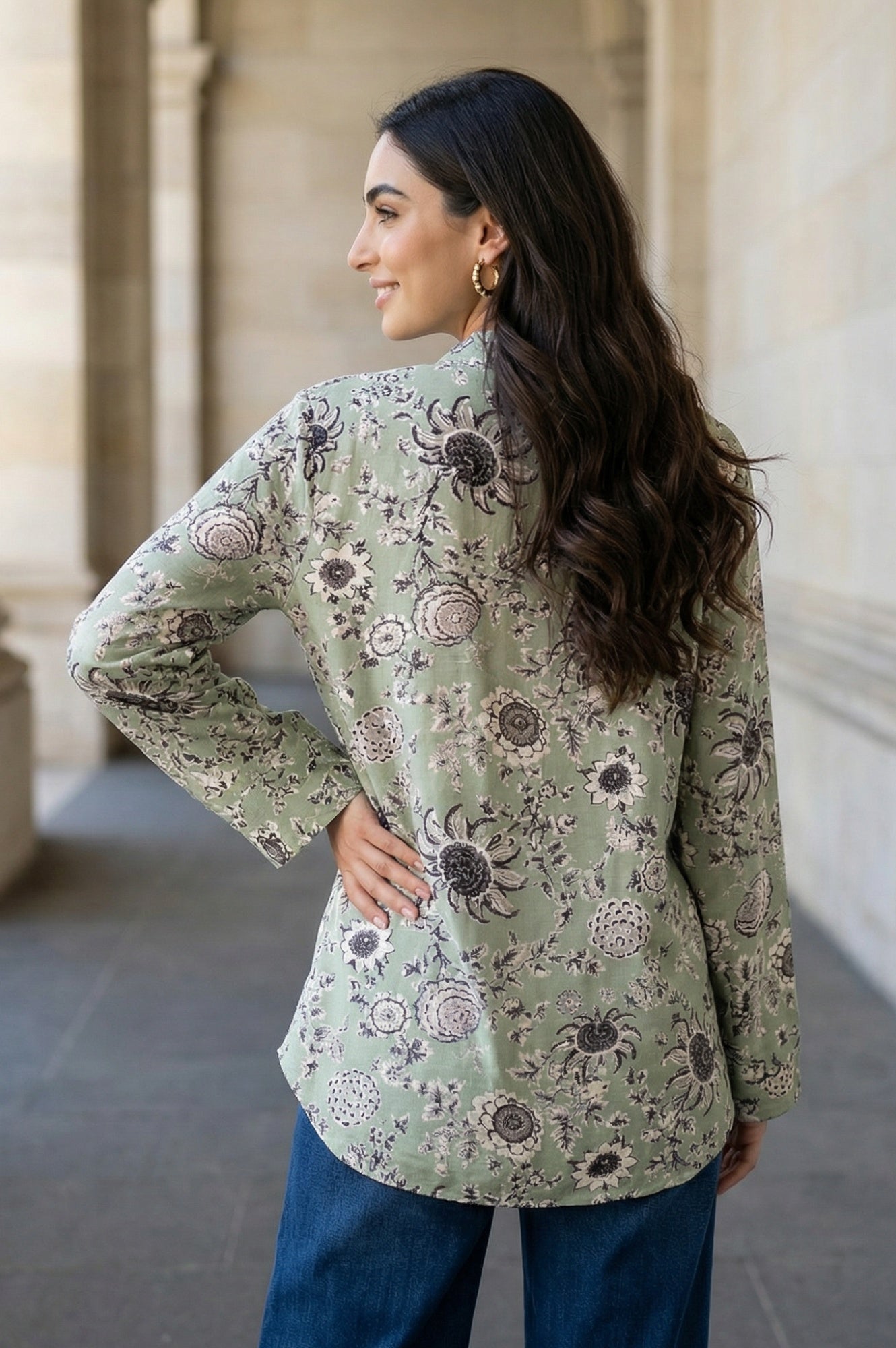 https://cdn.shopify.com/s/files/1/0776/0419/2550/files/W31488-127120_4.jpg?v=1770798388