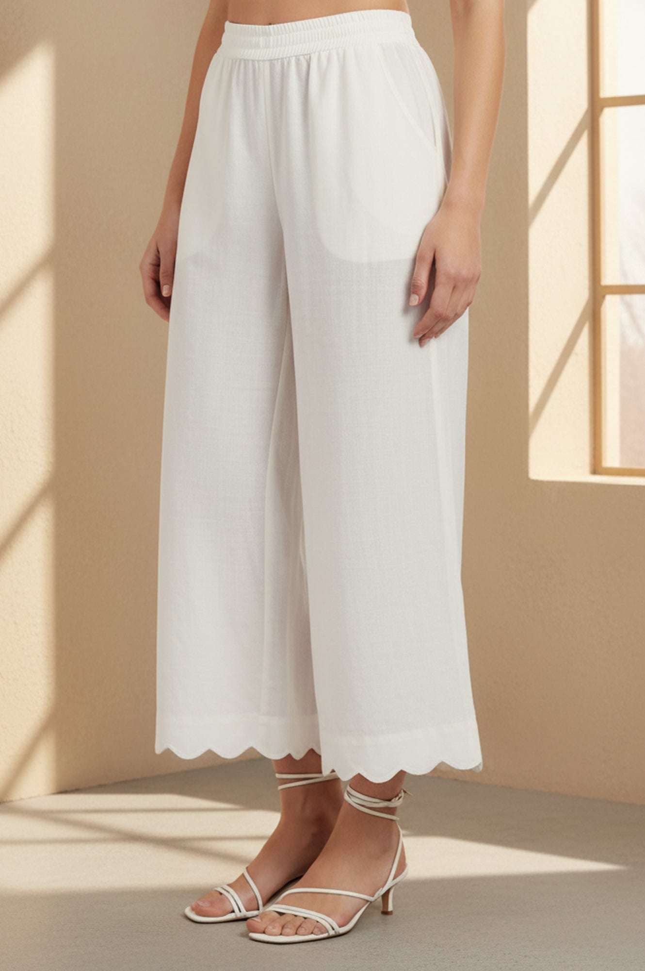https://cdn.shopify.com/s/files/1/0776/0419/2550/files/W63228-223445_3.jpg?v=1774258936