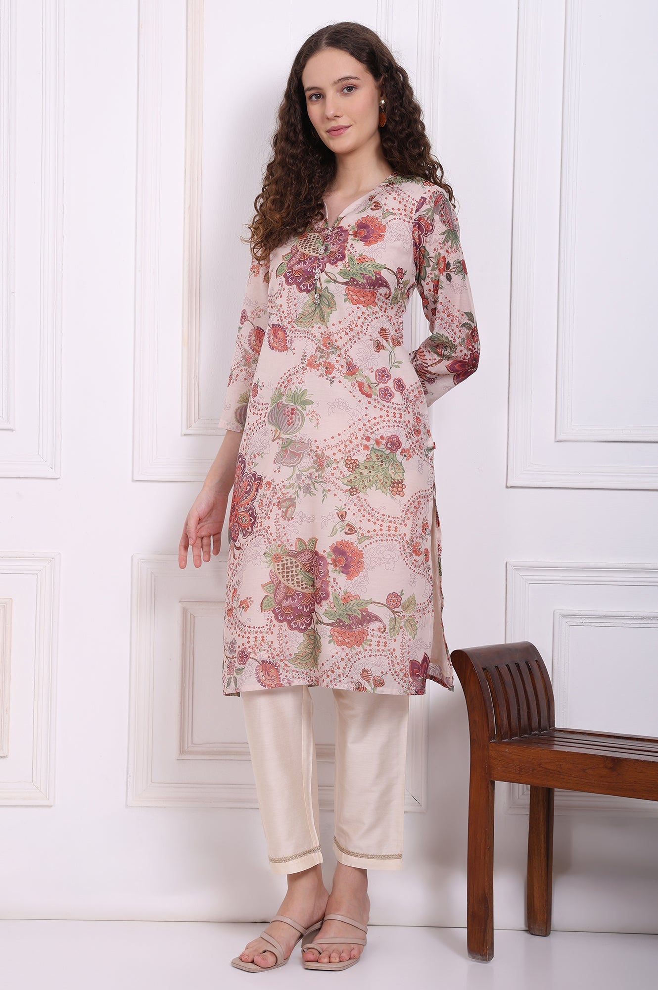 https://cdn.shopify.com/s/files/1/0776/0419/2550/files/W63274-224184_5.jpg?v=1750232193