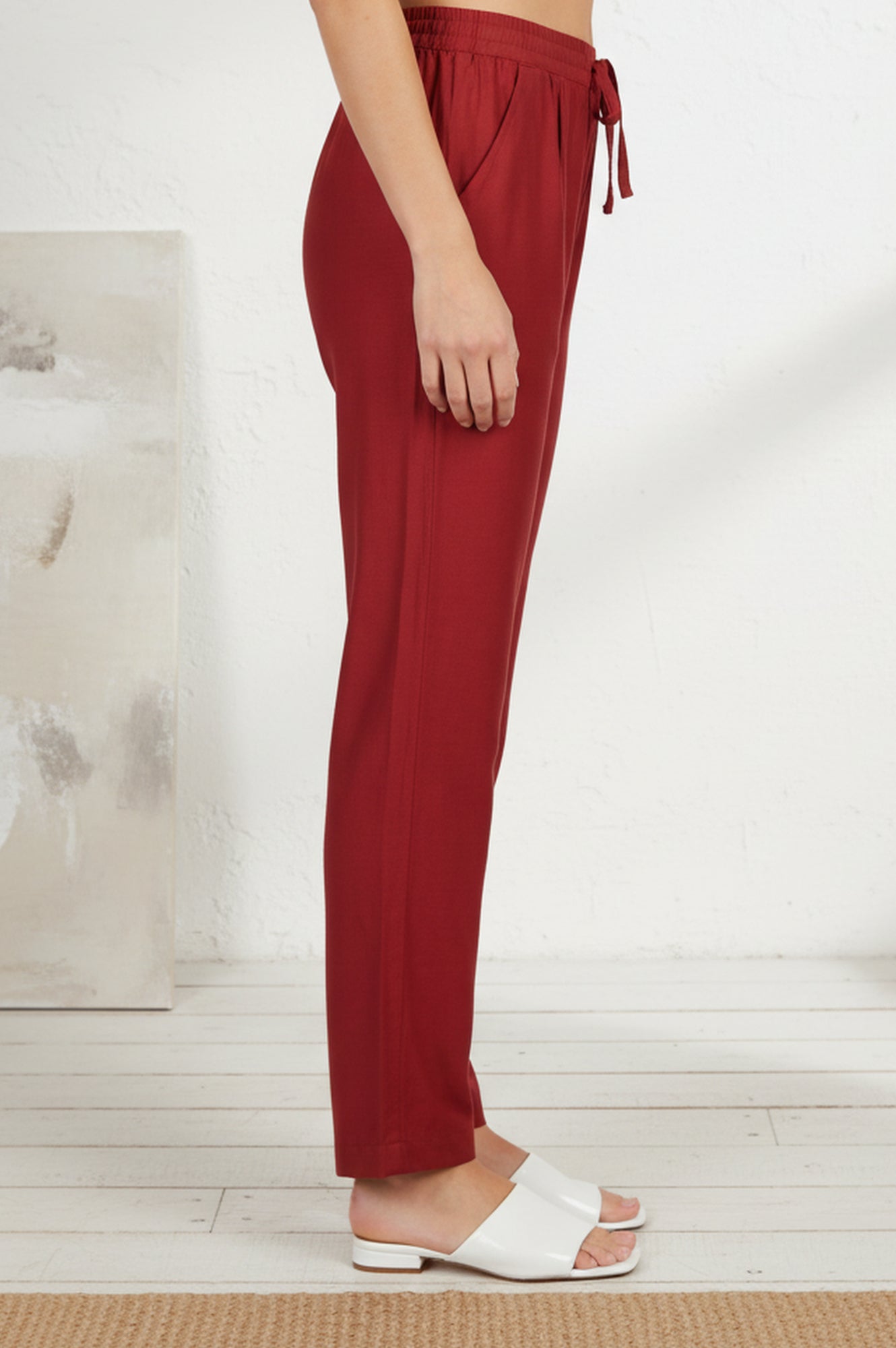 https://cdn.shopify.com/s/files/1/0776/0419/2550/files/W63412-219792_4.jpg?v=1769492305