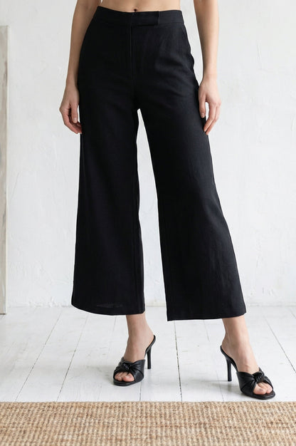https://cdn.shopify.com/s/files/1/0776/0419/2550/files/W63413-225528_1.jpg?v=1774258926