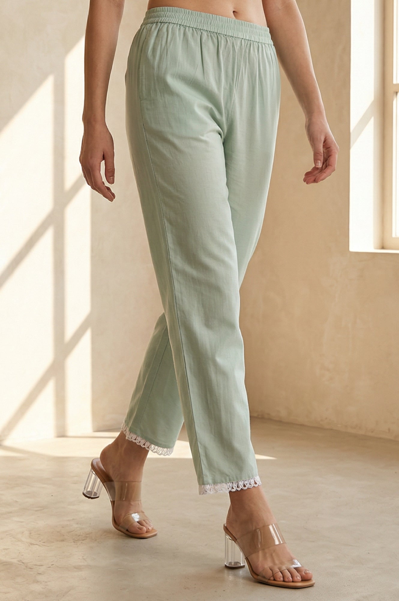 https://cdn.shopify.com/s/files/1/0776/0419/2550/files/WB13873-225234_1.jpg?v=1773656856