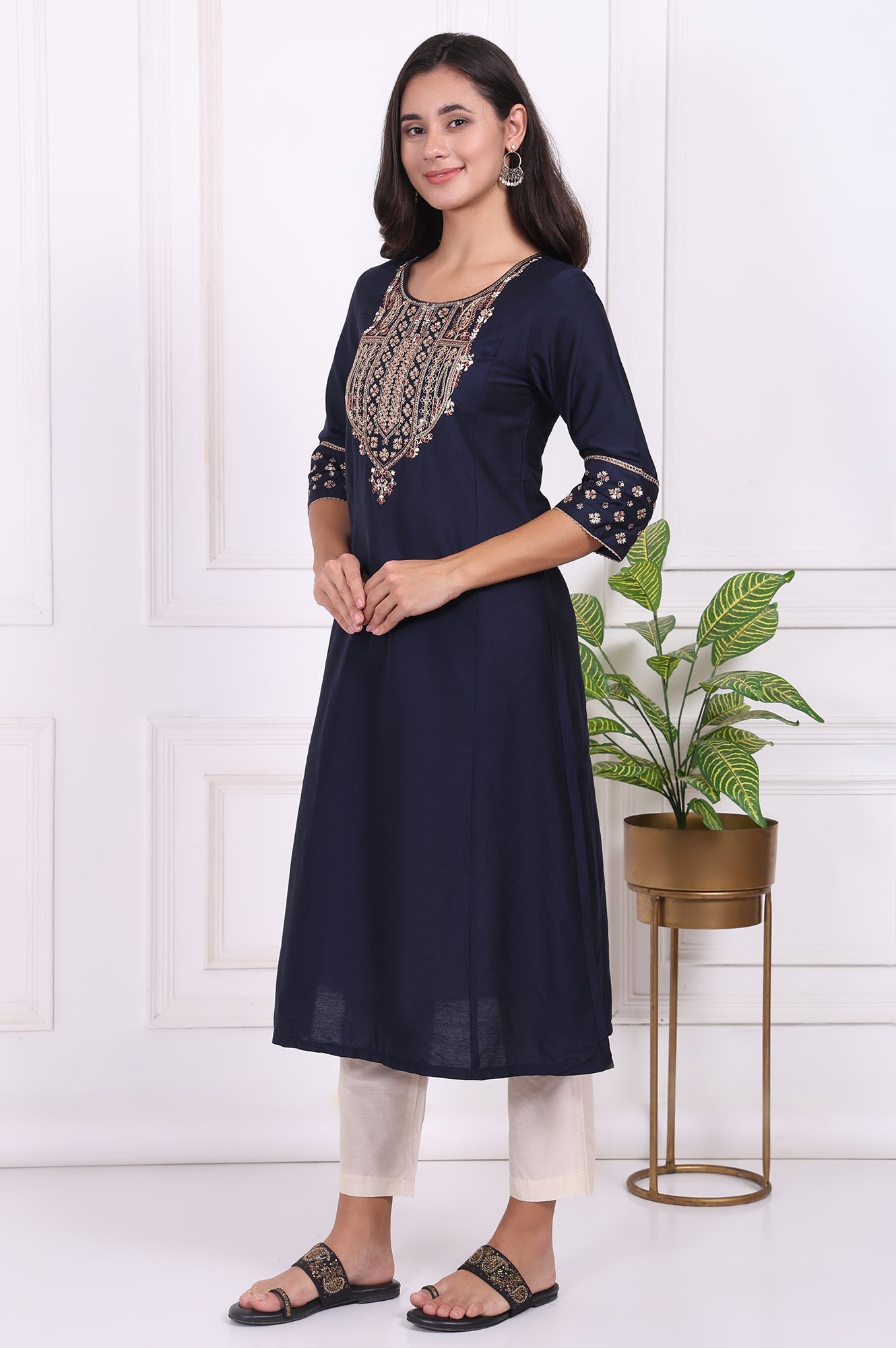 https://cdn.shopify.com/s/files/1/0776/0419/2550/files/WS11970-222877_4.jpg?v=1764652154