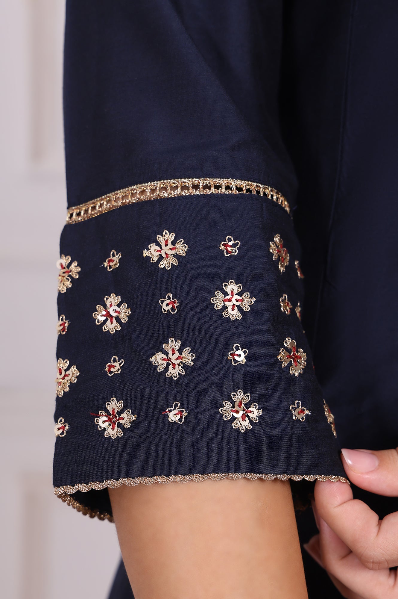 https://cdn.shopify.com/s/files/1/0776/0419/2550/files/WS11970-222877_7.jpg?v=1764652154
