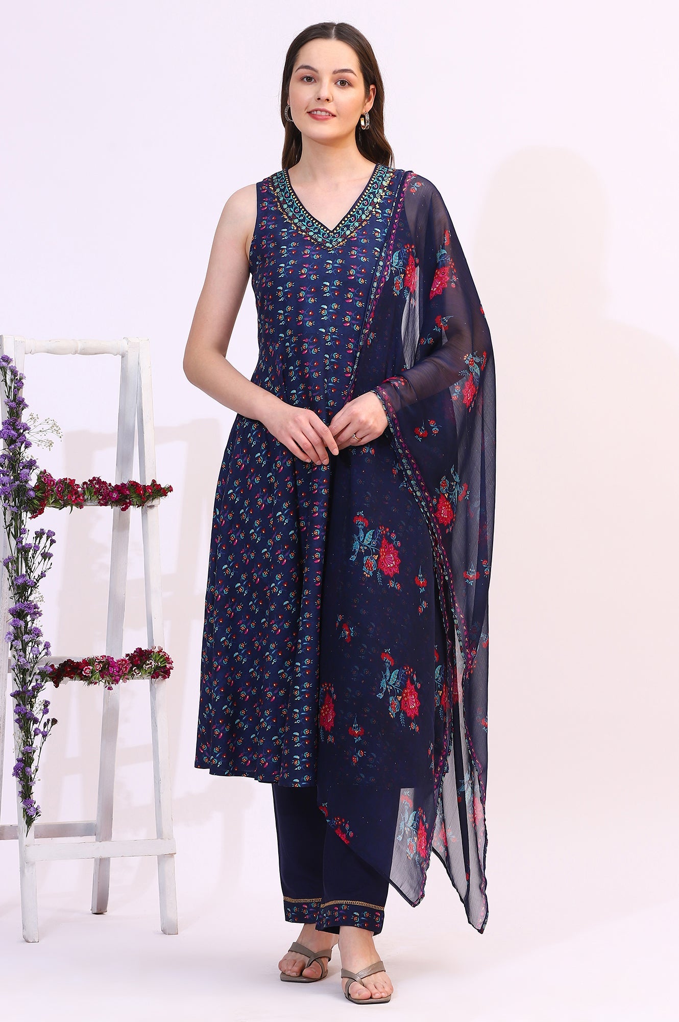 https://cdn.shopify.com/s/files/1/0776/0419/2550/files/WS12123-124620_1_99c74ceb-3205-4126-badd-1ad6b6e30471.jpg?v=1753188592