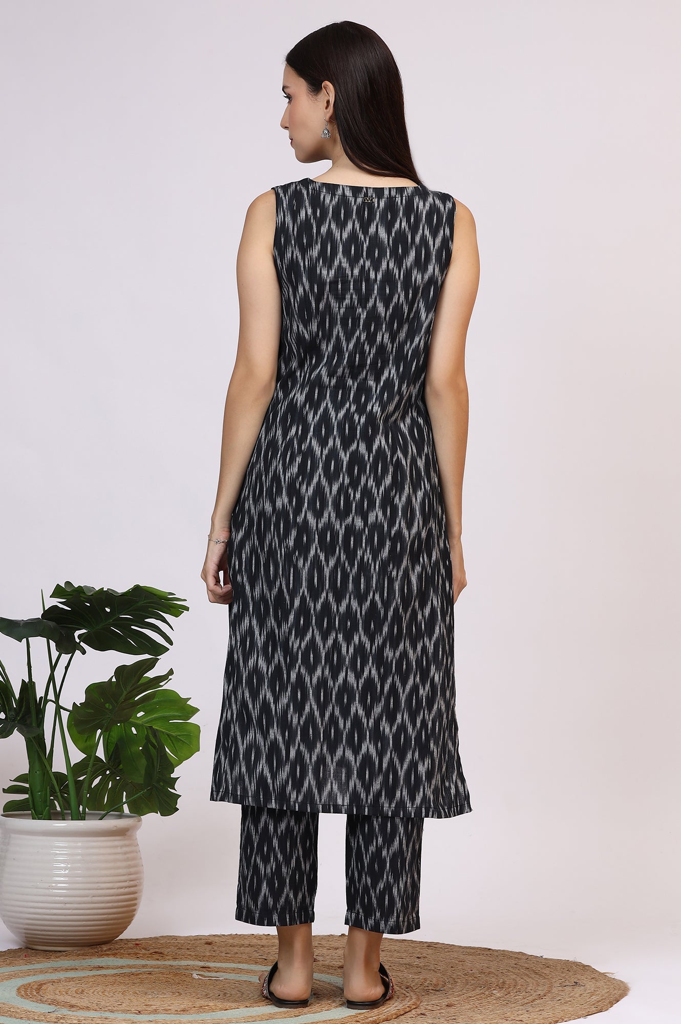 Black Ikkat Pure Cotton Straight Kurta and Pants Co-ord Set