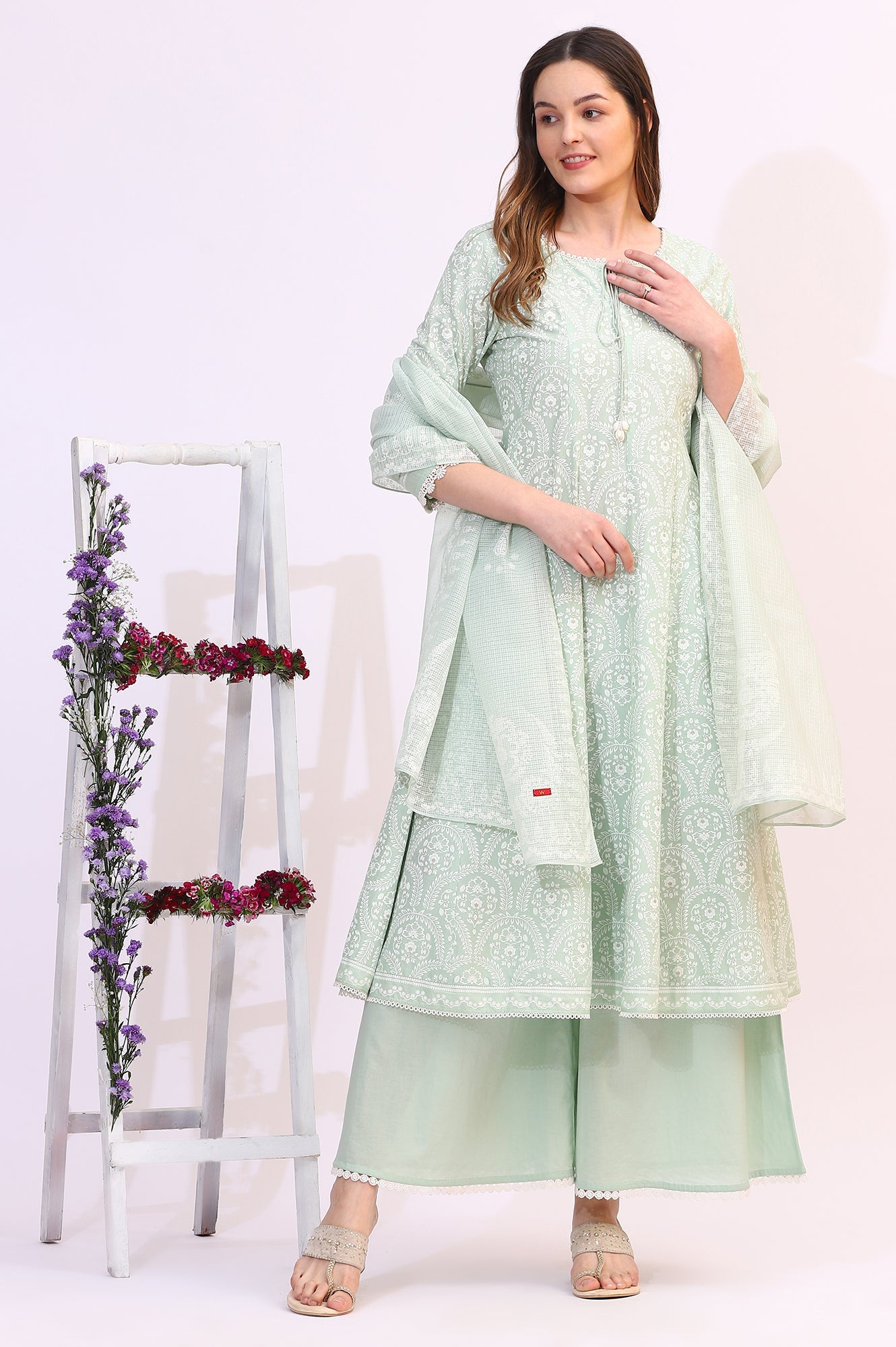 https://cdn.shopify.com/s/files/1/0776/0419/2550/files/WS12355-125225_1_3e4665f3-9e18-4174-9ce6-7e07532b01f4.jpg?v=1753188692