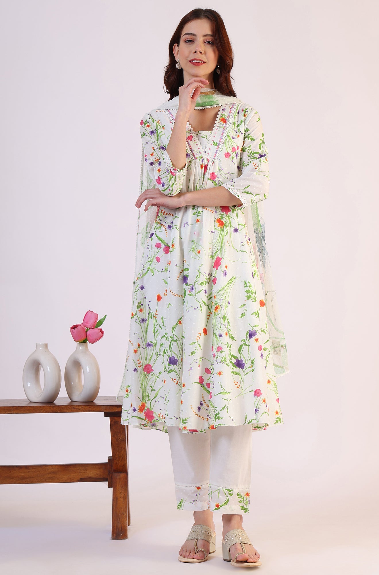 https://cdn.shopify.com/s/files/1/0776/0419/2550/files/WS12546-125273_1.jpg?v=1753189000