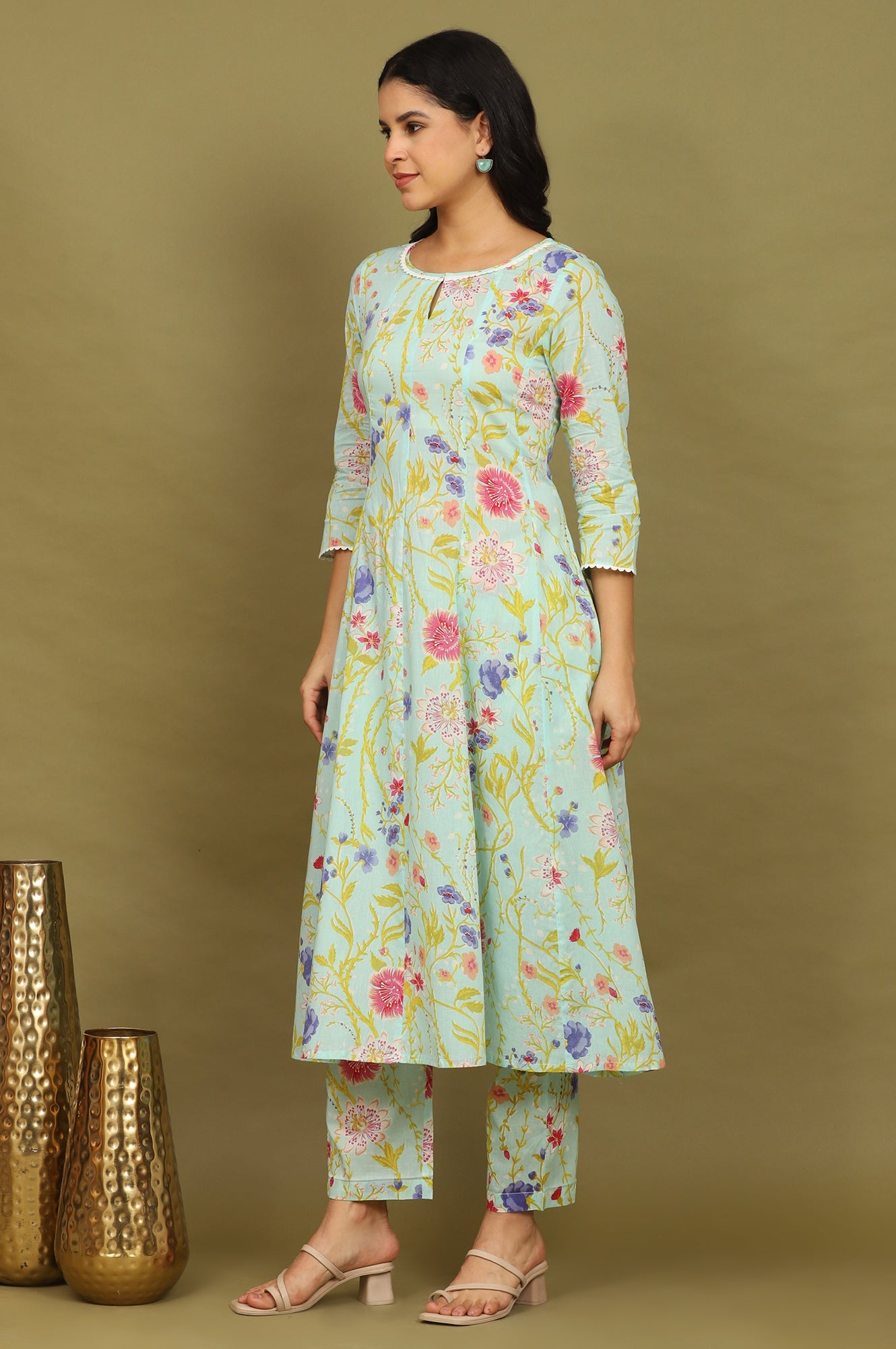 https://cdn.shopify.com/s/files/1/0776/0419/2550/files/WS12554-125289_4_7e845568-fb4a-4bf3-88e6-8073506c839e.jpg?v=1753188854