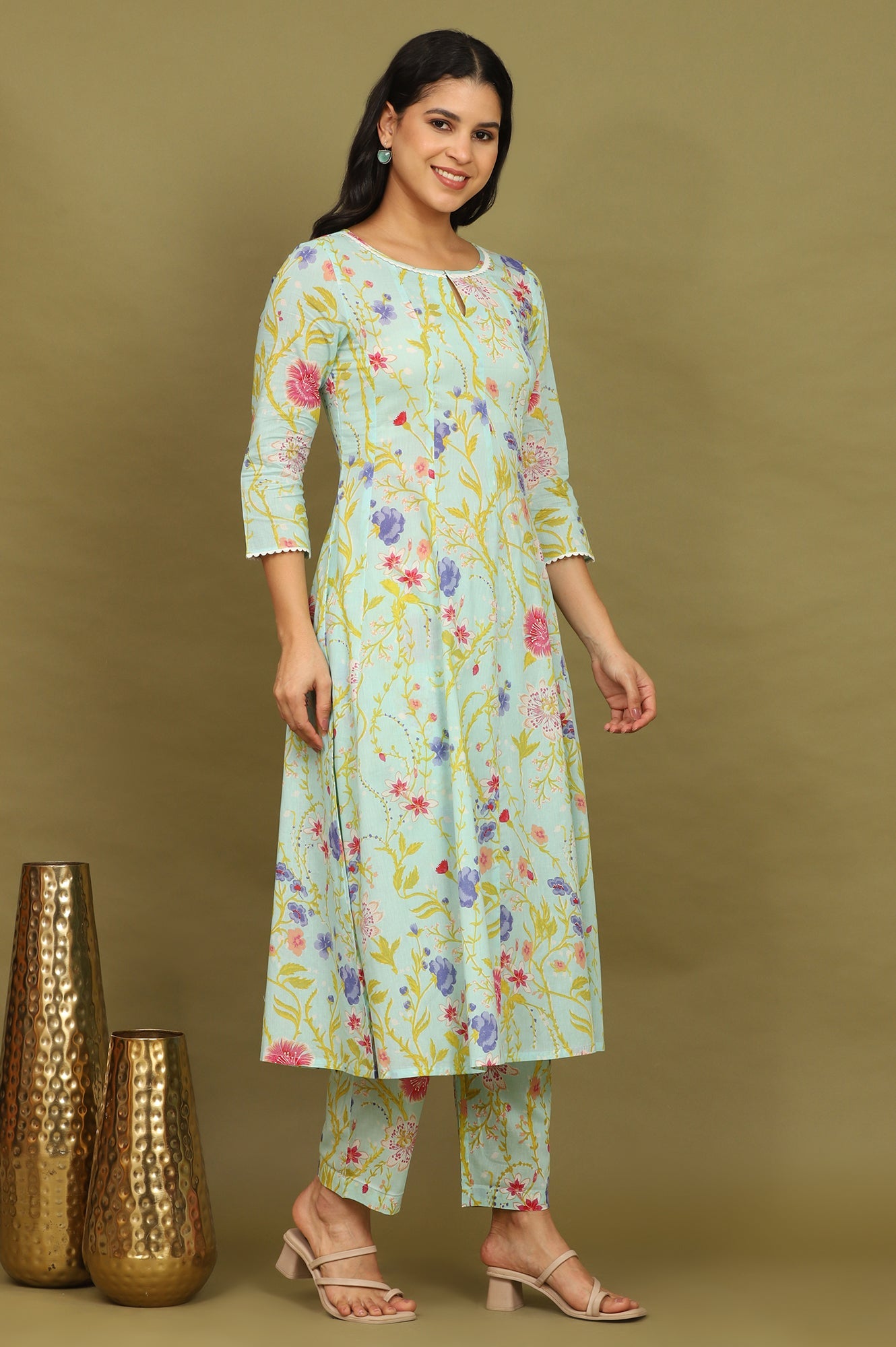 https://cdn.shopify.com/s/files/1/0776/0419/2550/files/WS12554-125289_6_a35380bf-32bf-43d9-804d-827751d760ac.jpg?v=1753188854