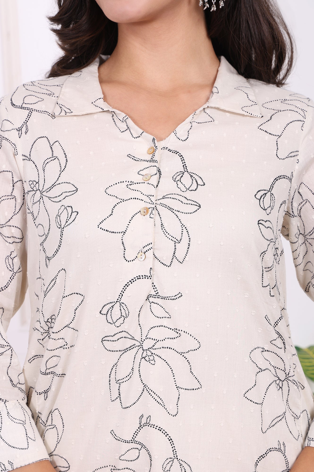 https://cdn.shopify.com/s/files/1/0776/0419/2550/files/WS12689-125500_3.jpg?v=1764652141
