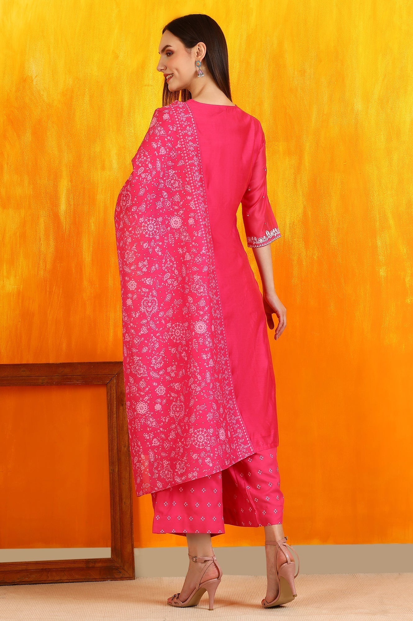 Pink Embroidered Chanderi Panelled Kurta, Cropped Pants and Dupatta Set_5