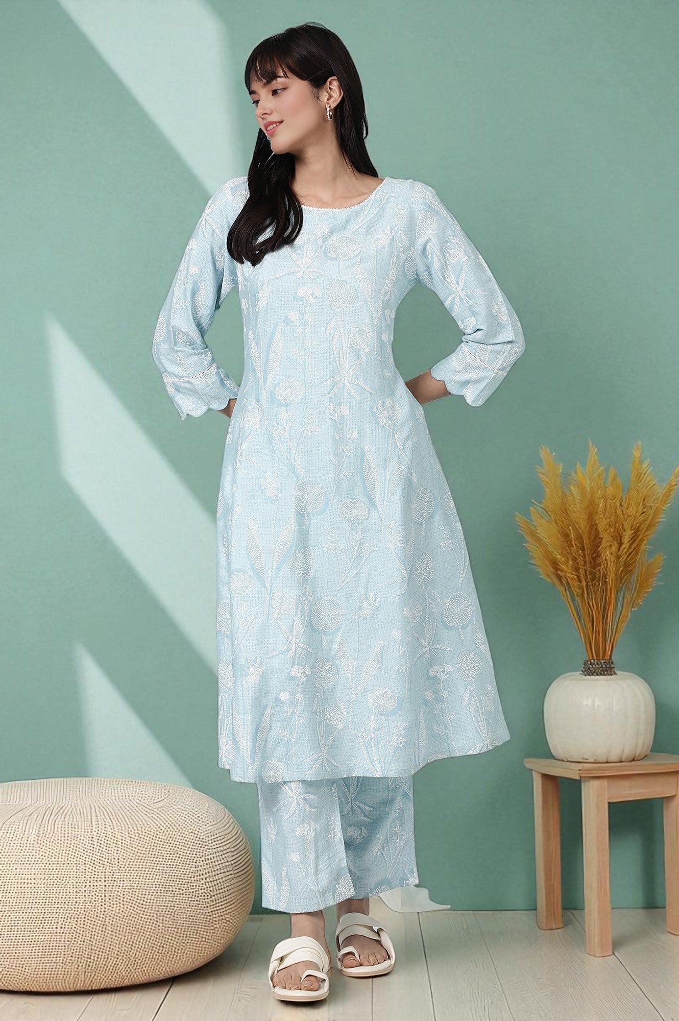 https://cdn.shopify.com/s/files/1/0776/0419/2550/files/WS12755-125518.jpg?v=1753189196