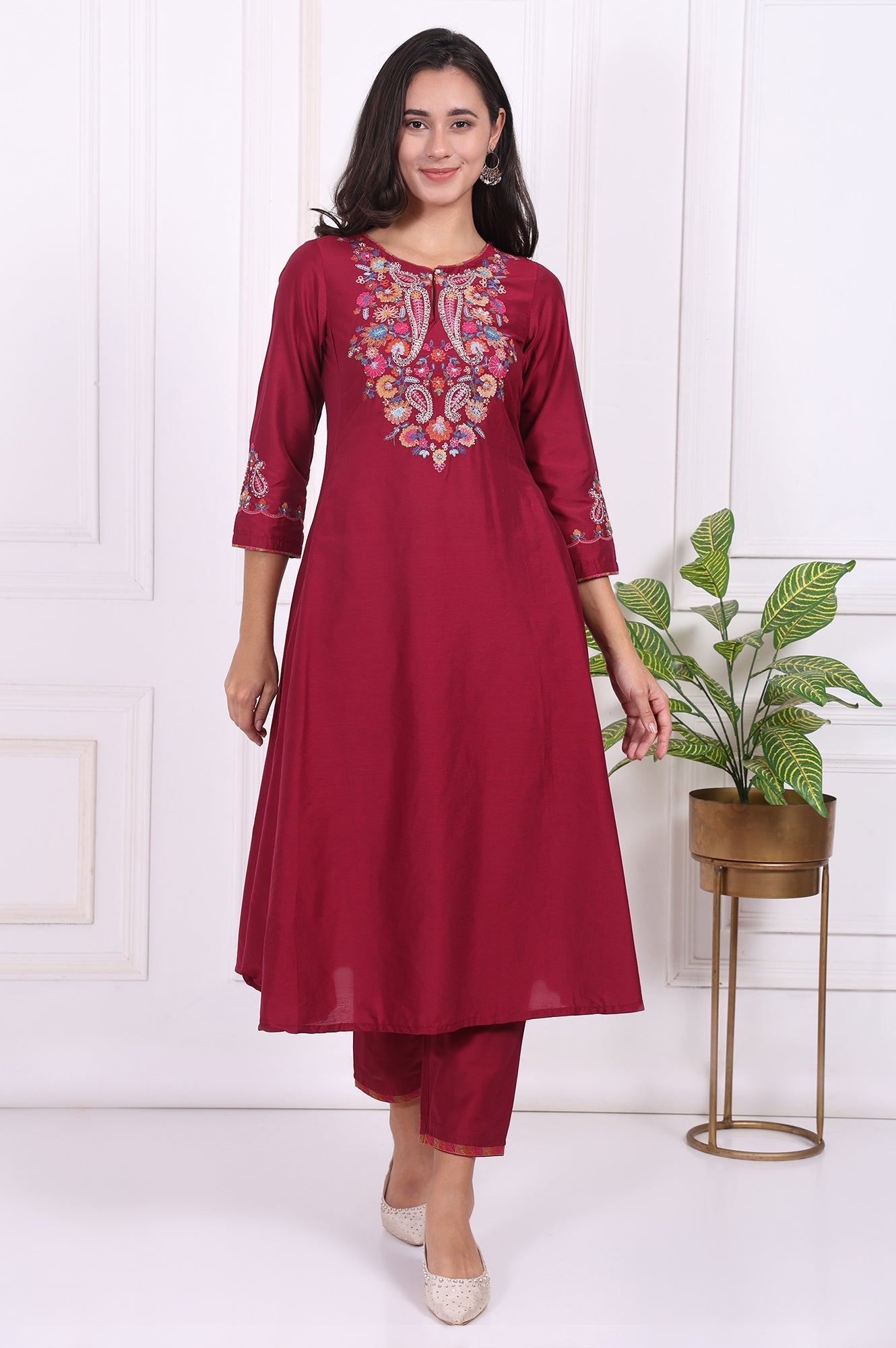 https://cdn.shopify.com/s/files/1/0776/0419/2550/files/WS12904-224476_2_252f4785-fe57-41b0-9c95-1530ac930fe3.jpg?v=1764652162