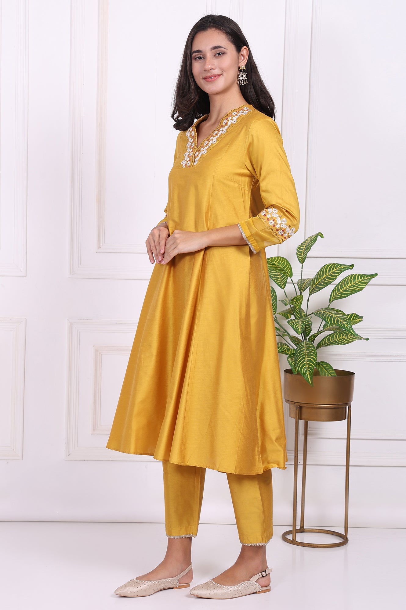 https://cdn.shopify.com/s/files/1/0776/0419/2550/files/WS13248-224259_4.jpg?v=1764652147