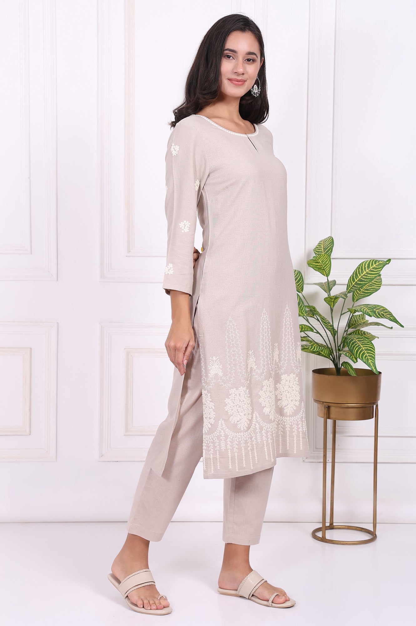 https://cdn.shopify.com/s/files/1/0776/0419/2550/files/WS13698-401068_6.jpg?v=1764652143