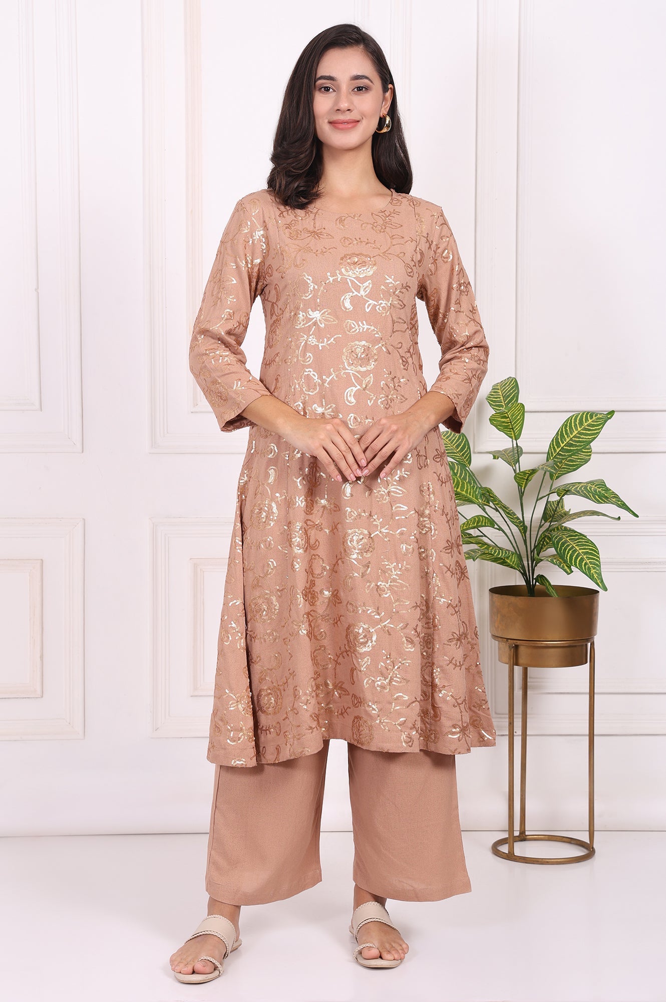 https://cdn.shopify.com/s/files/1/0776/0419/2550/files/WS13702-401065_1.jpg?v=1764652140