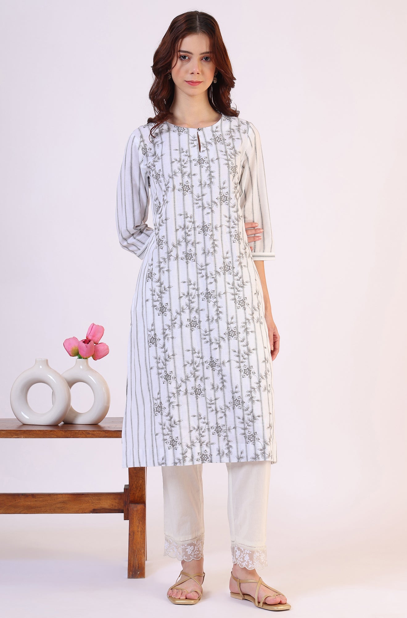 Off-White Yarn Dyed Embroidered Cotton Flax Straight Kurta
