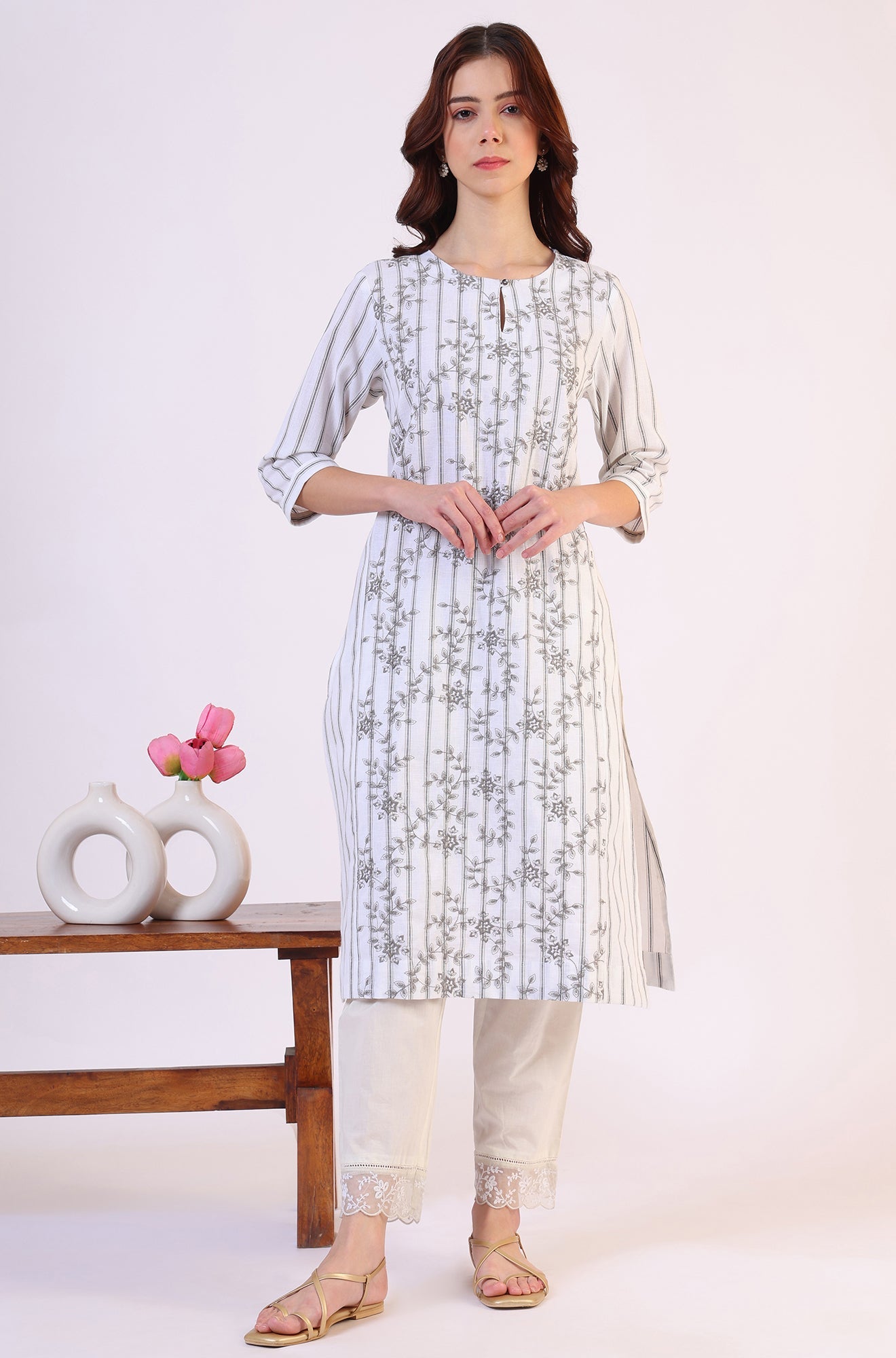 Off-White Yarn Dyed Embroidered Cotton Flax Straight Kurta